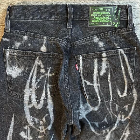Levi’s x Barbie Ferrera Collab Urban Outfitters 90s 501 Jeans in Bunny Black - Picture 7 of 8